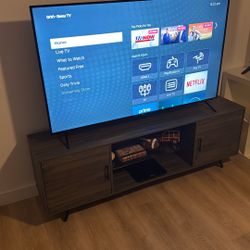 Smart Tv Roku Tv On 