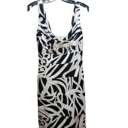 White House Black Market Sheath Dress
Sz 0 Black White Geometric Modern Glam
NEW With Tags