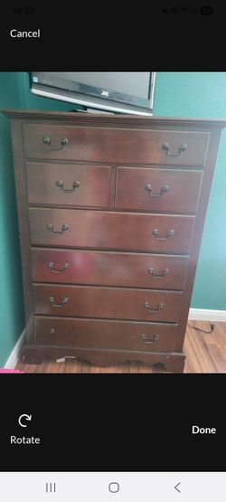 5 Drawer Dresser/Cabinet
