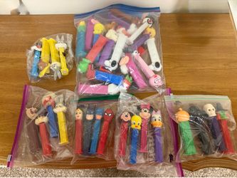 Vintage toys.  Vintage pez. Great shape!