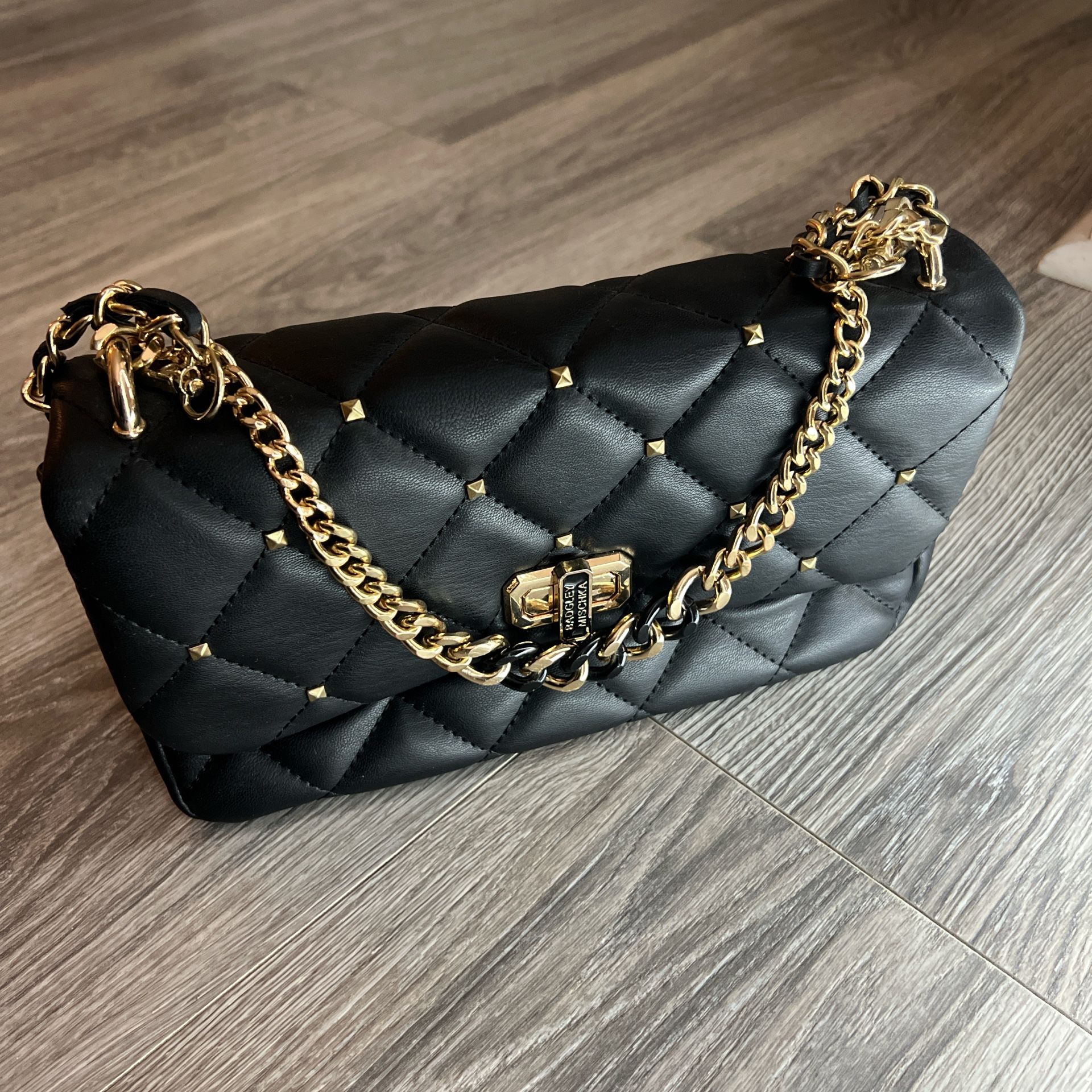 Badgley Mischka purse