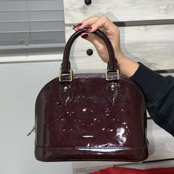 Louis Vuitton Handbag  BEST OFFER