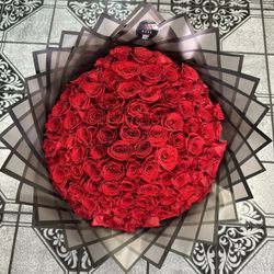 Rose bouquet Available