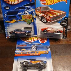 1967 Chevy Camaro (3) 1:64 Scale Hot Wheels π₯ π New ** Only 2 Cars The Hood Opens** ** Buy $20+ Get a Free Random Hot Wheels Sealed