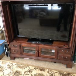 Real Wood TV Entertainment Console