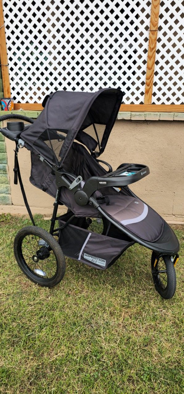 ** Like New baby trend- Expedition DLx Jogger**
