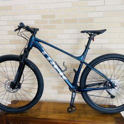 Beautiful Bicycle Trek Mountain Bike 