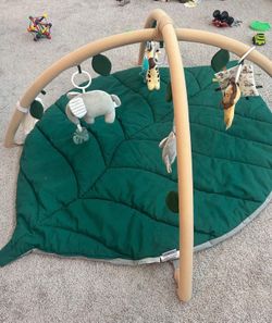 Baby play gym