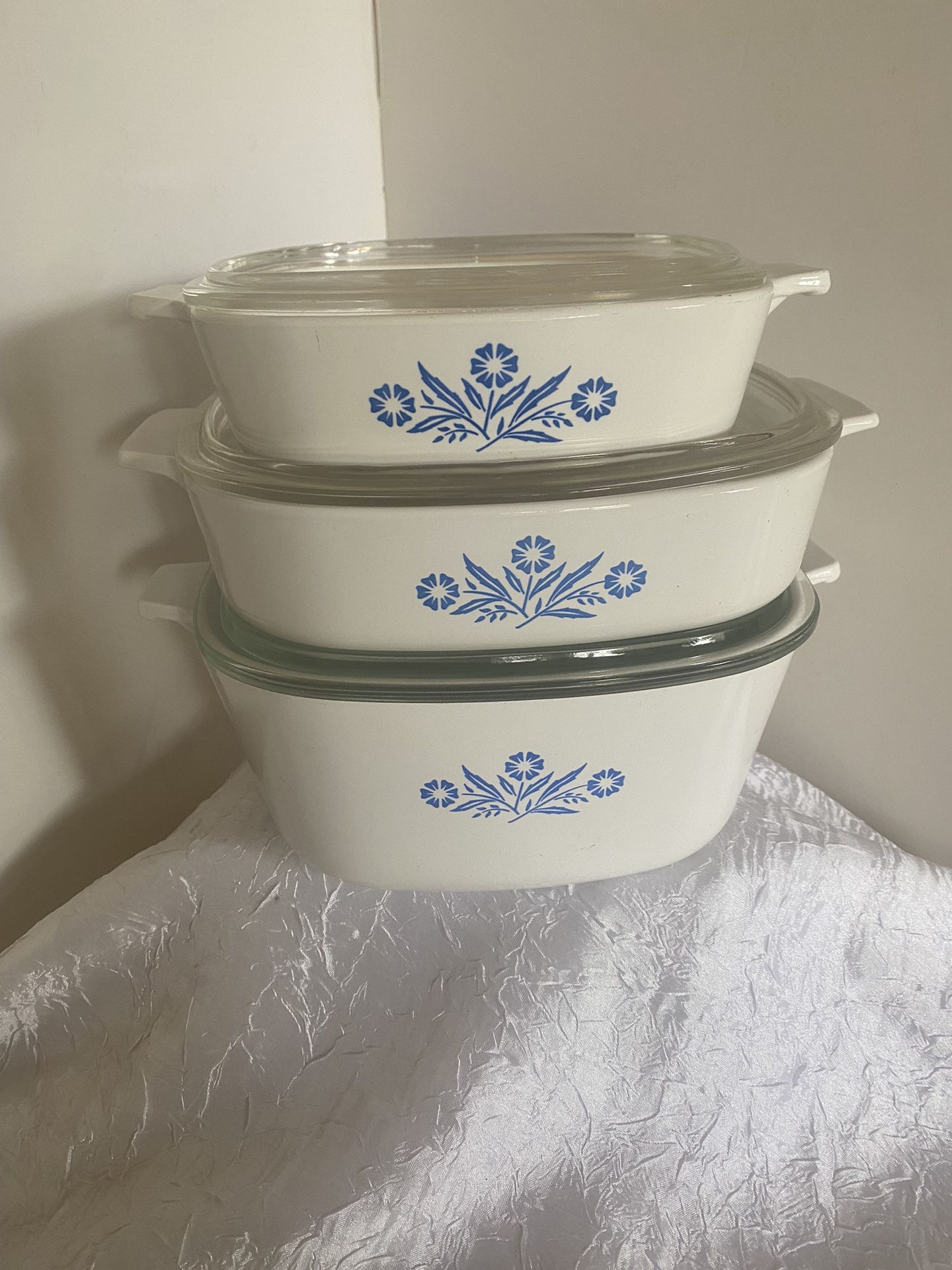 Very rare Vintage Corningware with Pyrex lid  Blue Cornflower made in USA 