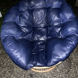 Wicker Swivel Papason Chair