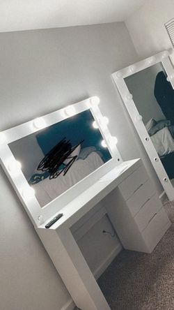 Vanity And Big Mirror