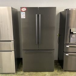 Bosch Matte Black French Door Refrigerator Y  5