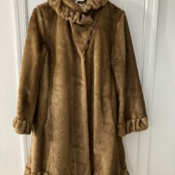 Gorgeous Jones New York Faux Fur Coat