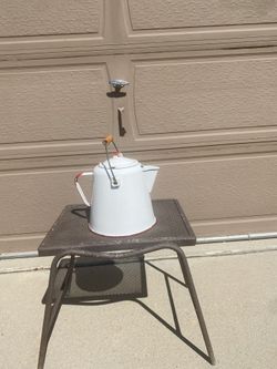 Vintage 1950’s Large 10’ Enamel Coffee Pot