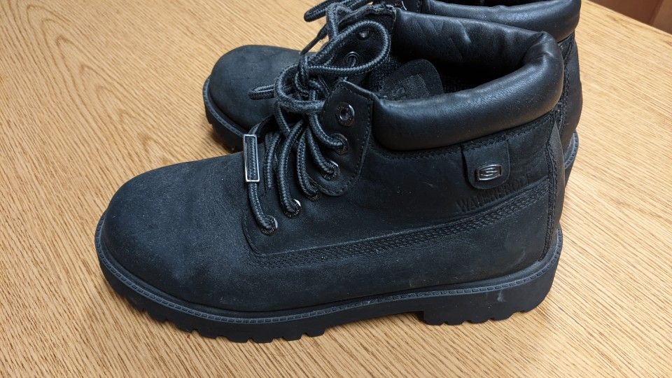 Sketchers Men's Black Hiking Boots-sz 8