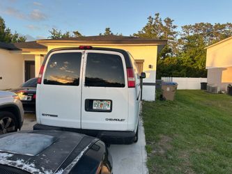 2005 Chevy Express 2500