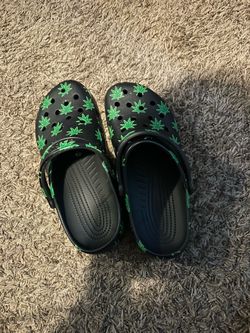 Crocs size 10 used