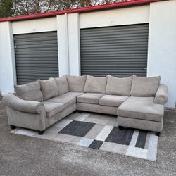 Beautiful Beige Sectional Couch  Very Comfy FREE DELIVERY  $650