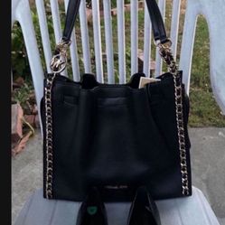 Michael Kors set NWT flats size 8 Pick up location in the city of Pico Rivera 