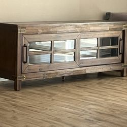 TV stand Good Condition 