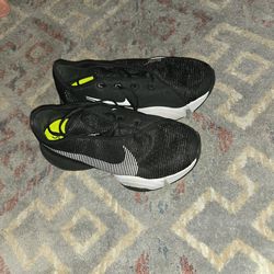 Nike Air Zoom SuperRep 2 size 9