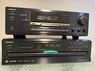 ONKYO Stereo Receiver & 6-Disc CD Changer Bundle w/ Remote Selling a matching ONKYO stereo system featuring the TX-8511 Stereo Receiver and DX-C390 6