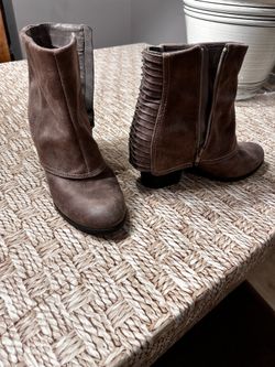 Brown boots