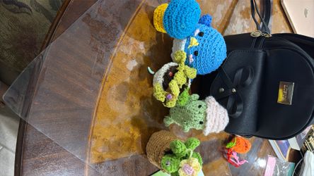 Crochet, cute stuffed animals trinkets and other customizable crafts