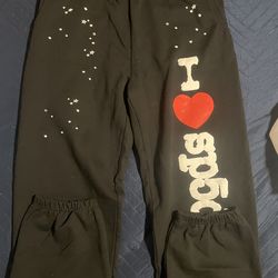 I love spider sweats