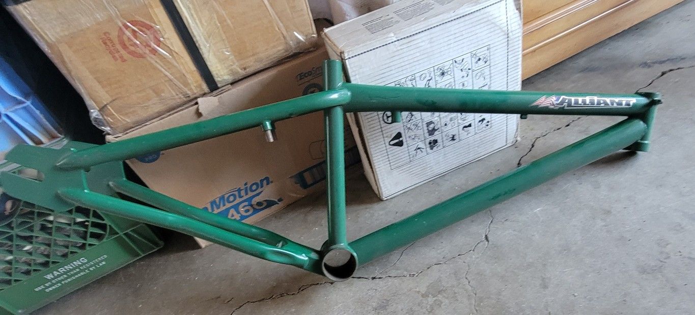 24" ALLIANT BMX , Frame Only.