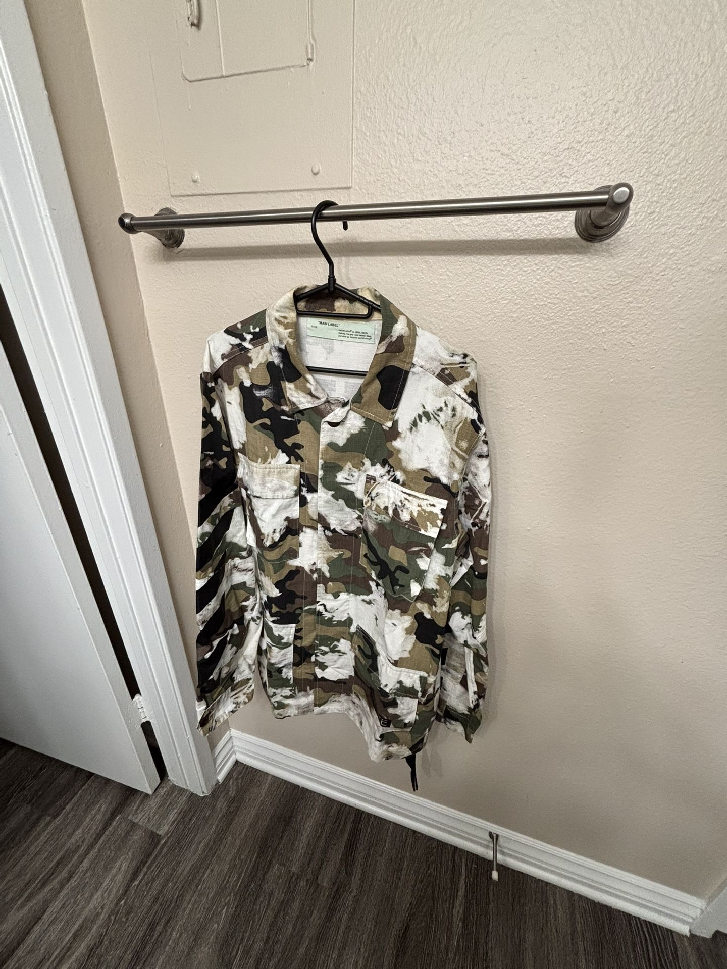 OFF-WHITE CAMO JACKET