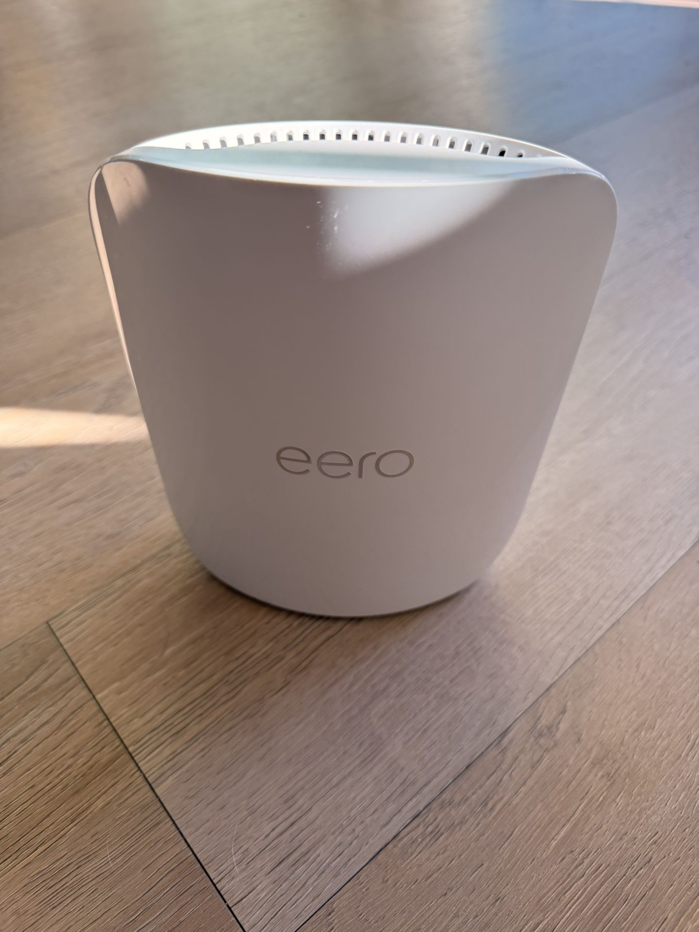 Amazon eero Pro 7 tri-band mesh Wi-Fi 7 router