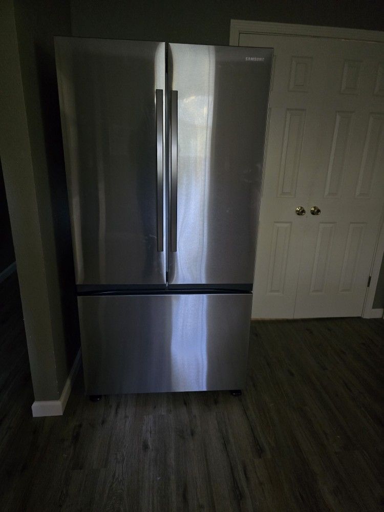 Samsung Oversized 3-door Refrigerator 