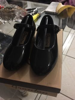 Girl shoes