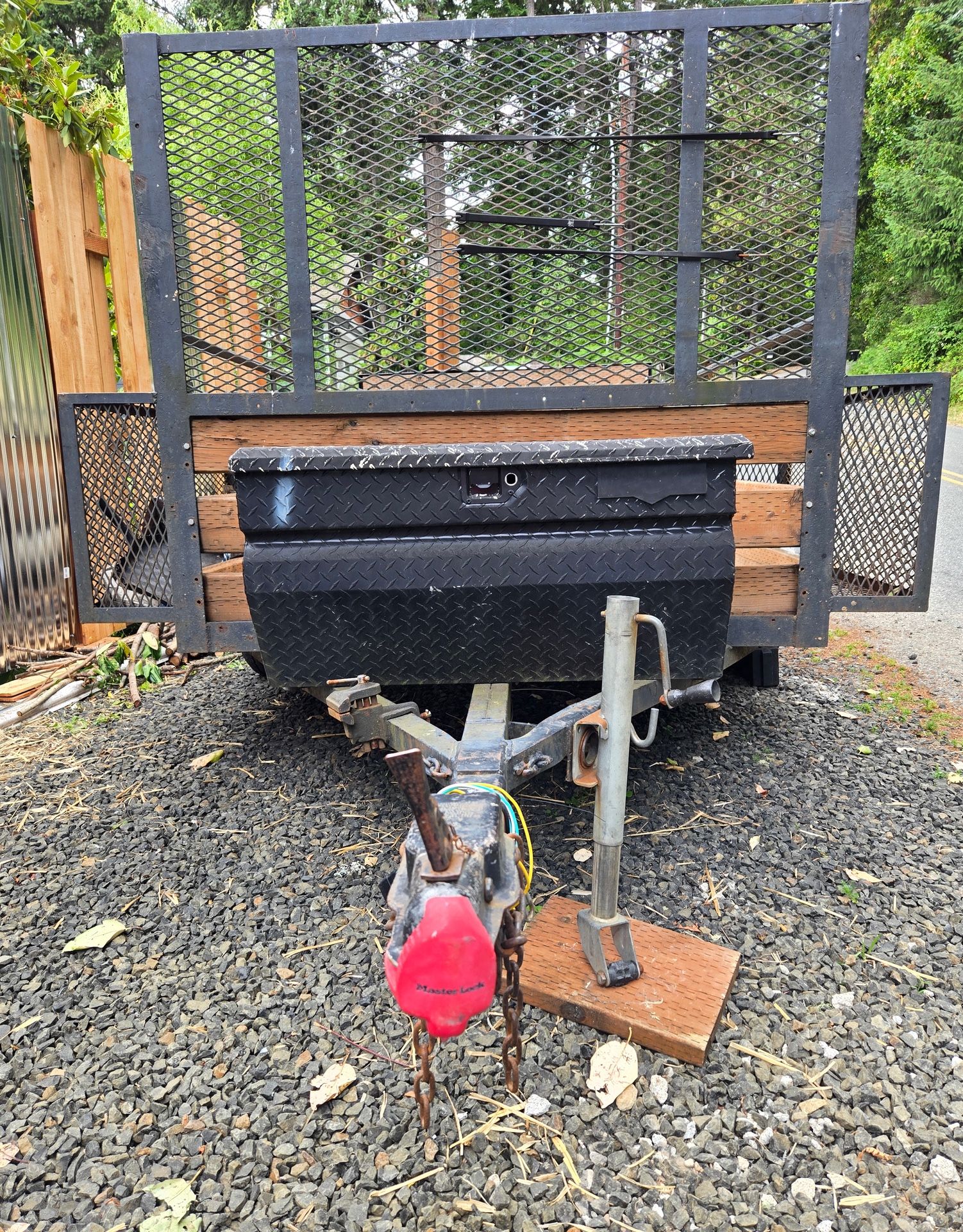 Utility trailer 4’ X8’