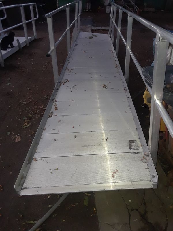 2 aluminum and ramps 20 ft x 3 for Sale in Bloomington, CA OfferUp