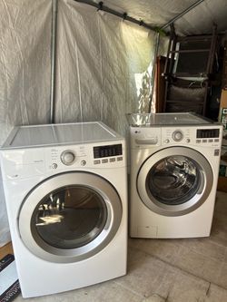 LG WASHER AND LG DRYER GREAT CONDITION WORKS GOOD  WASHER $150 AND DRYER $100