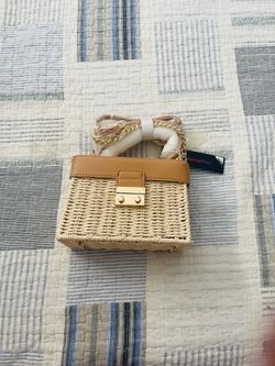 $10 Pequeña bolsa  nueva