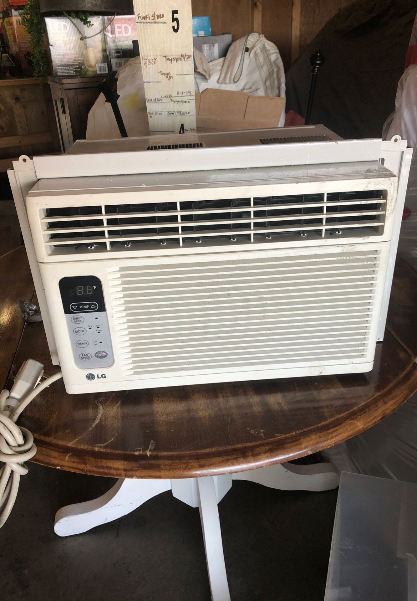 Air conditioner 8,000 btu