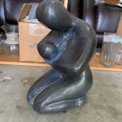 Statue