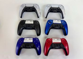 PS5 Controllers ‼️