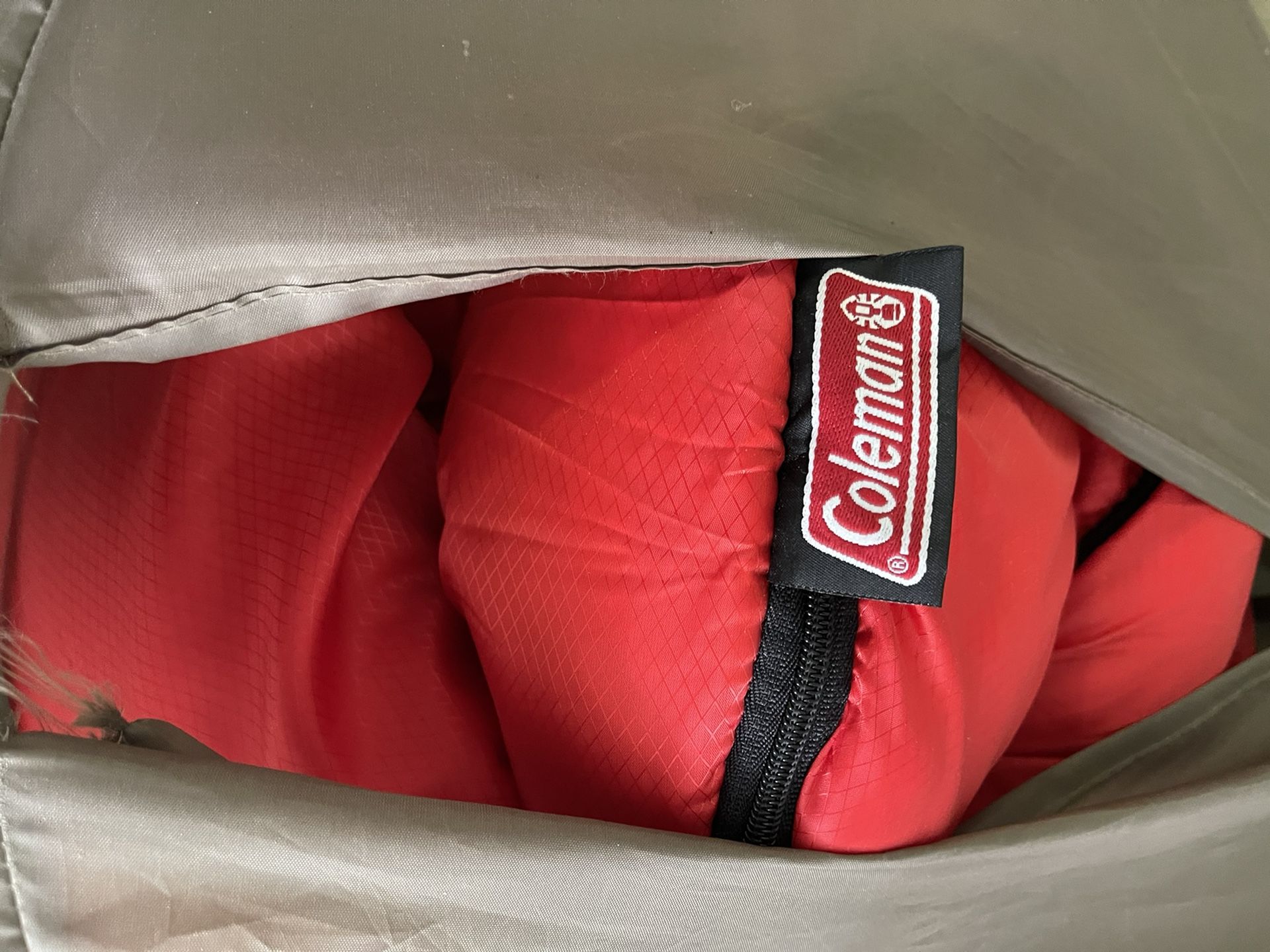 COLEMAN Extra large sleeping bag