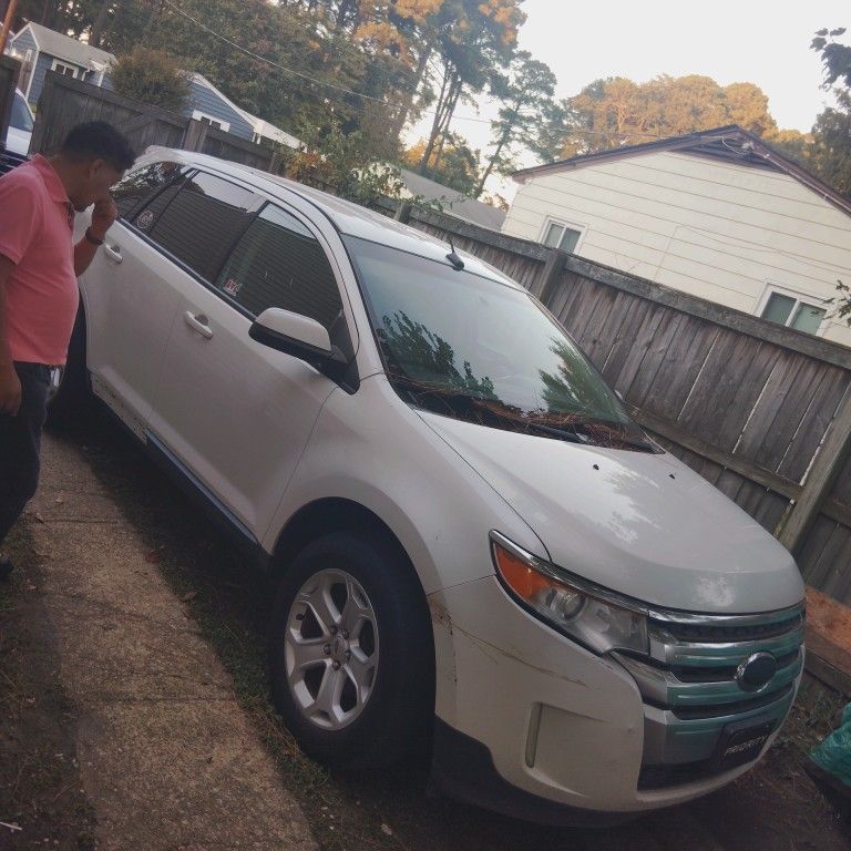 2013 Ford Edge