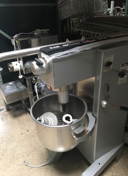 Univex 30qt. Mixer