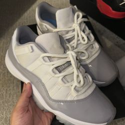 Jordan’s 11s 9.5 