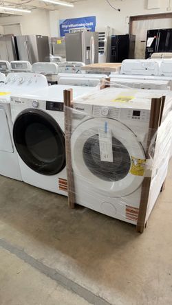 WHIRLPOOL FRONT LOAD WASHER AND DRYER