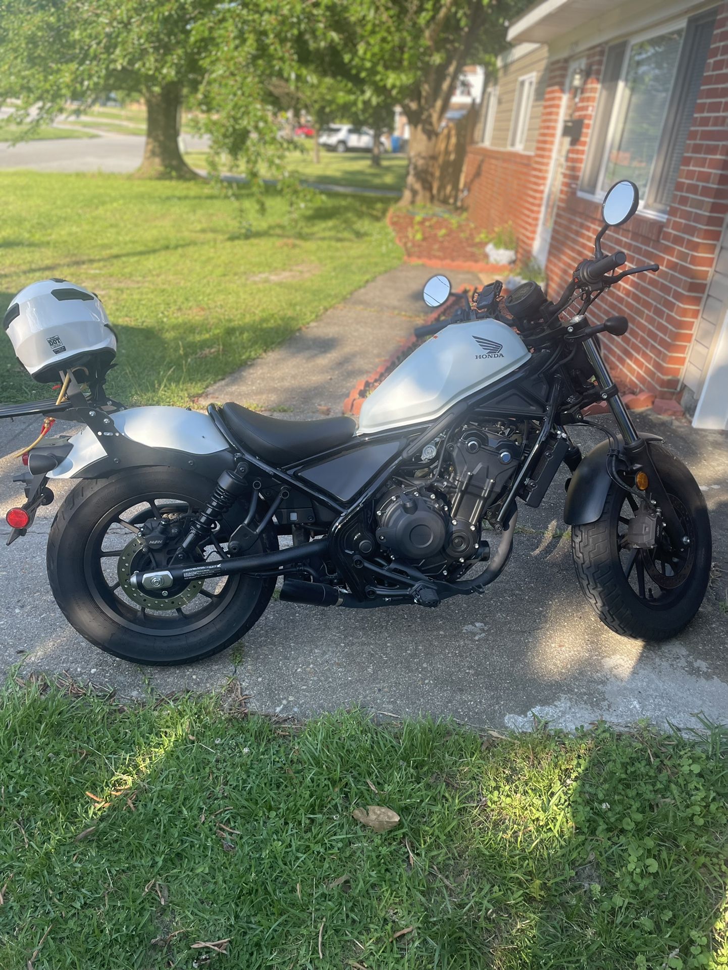 500 White Honda Rebel ABS 