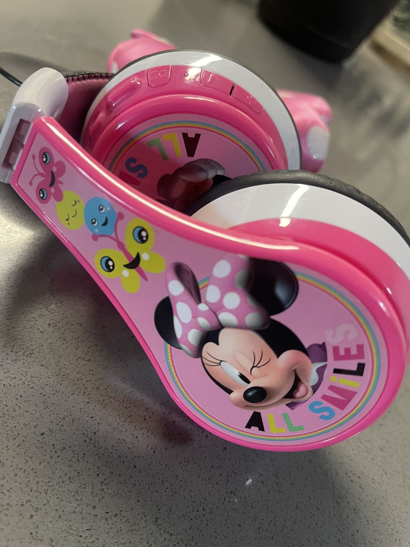 E-Kids/ Minnie Mouse Bluetooth Headphones