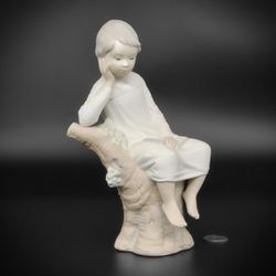 Lladro Figurine #4876 - Thinker Little Boy

