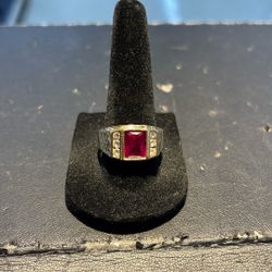 14k 6 G Birthstone Ring (10.5)